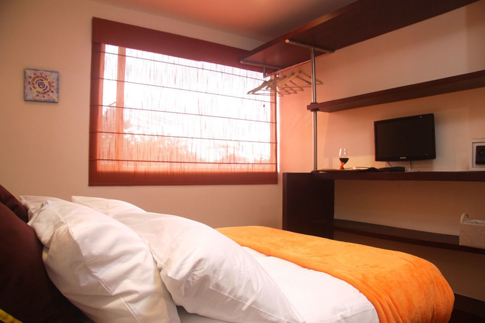 6 Suites Hotel Bogotá Eksteriør billede